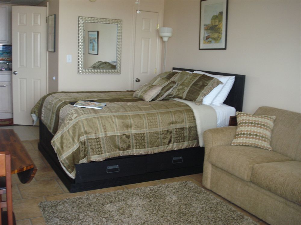 The Crossings Ocean Motel
